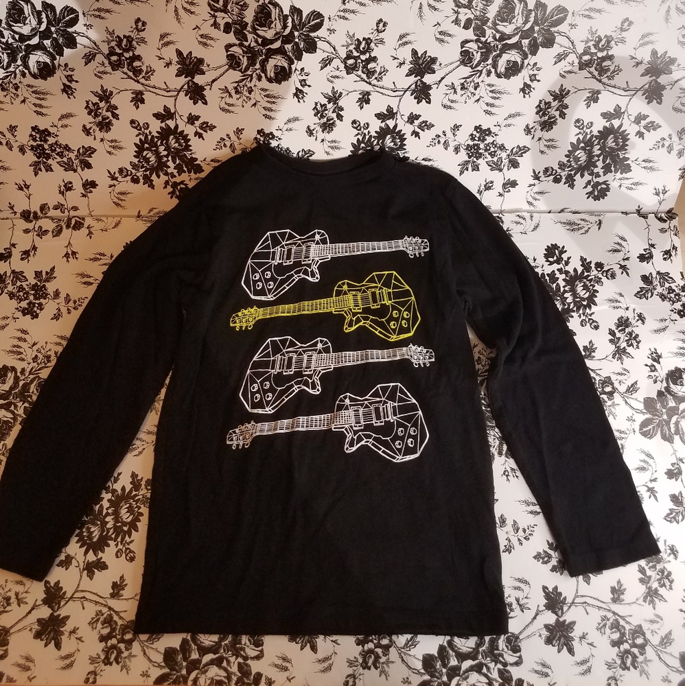 Place guitar long sleeve top e1 - Picture 1 of 6